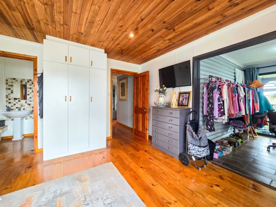 3 Bedroom Property for Sale in Stilbaai Wes Western Cape